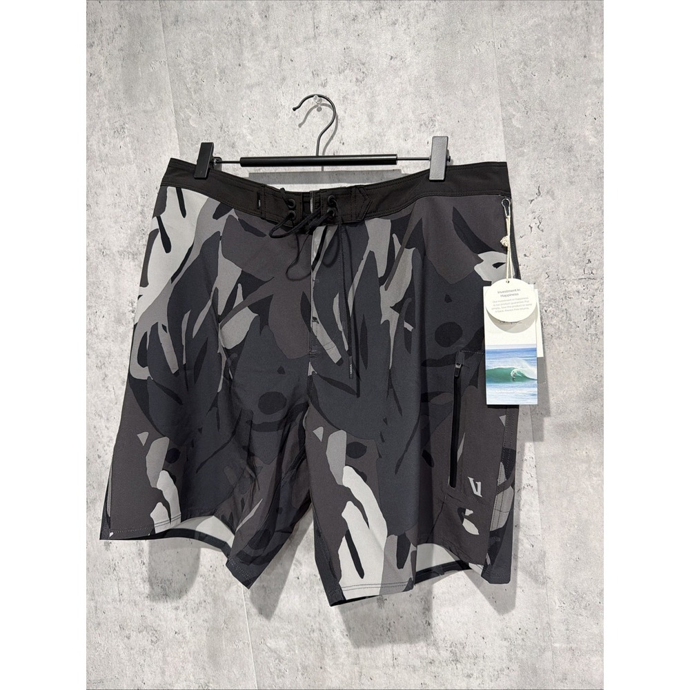 Vuori Board Shorts Mens 33 Camo Infinity Boardshort Rob Machado Swim Trunks Surf